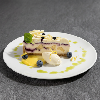 Blueberry Cobbler Cheesecake